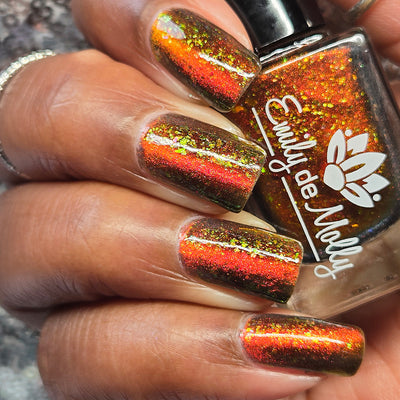 Emily de Molly - Green Flame (Magnetic)