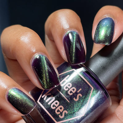 *PRE-ORDER* Bee's Knees Lacquer - I Put the Omen in Women (Magnetic)