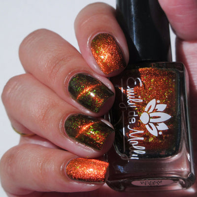 Emily de Molly - Green Flame (Magnetic)