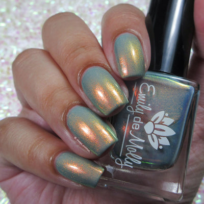 Emily de Molly - Dirty Mirror