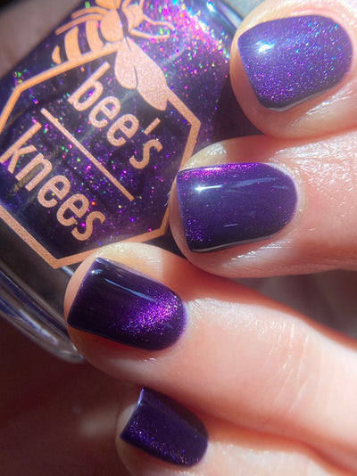 *PRE-ORDER* Bee's Knees Lacquer - All Hail the Queen (Magnetic)