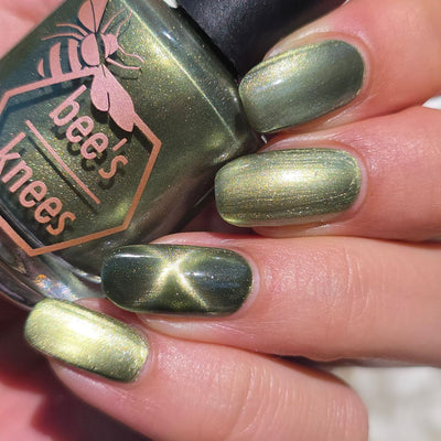 *PRE-ORDER* Bee's Knees Lacquer - Scales and Scutes (Magnetic)