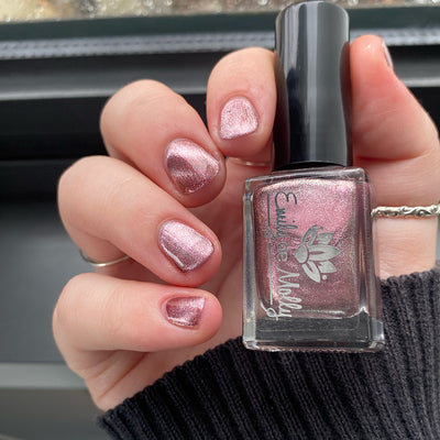 Emily de Molly - Dreaming Backwards (Magnetic)