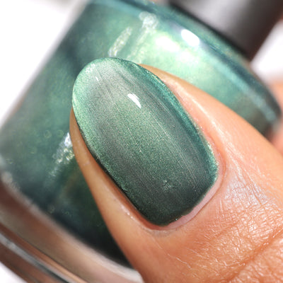 *PRE-ORDER* Bee's Knees Lacquer - The Horrors Persist but So Do I (Magnetic)