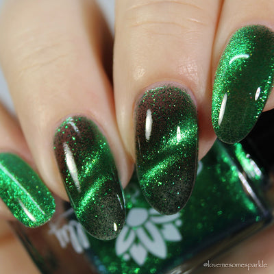 *PRE-ORDER* Emily de Molly - Live Wire (Magnetic)