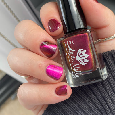 *PRE-ORDER* Emily de Molly - Dark Bloom (Magnetic)