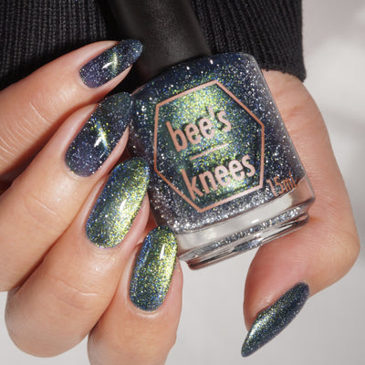 *PRE-ORDER* Bee's Knees Lacquer - Zoeystery (Magnetic)
