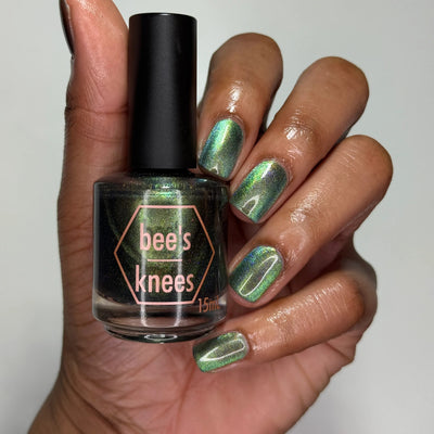 *PRE-ORDER* Bee's Knees Lacquer - No One Believes You're Dating (Magnetic UP)