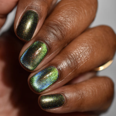 *PRE-ORDER* Bee's Knees Lacquer - No One Believes You're Dating (Magnetic UP)