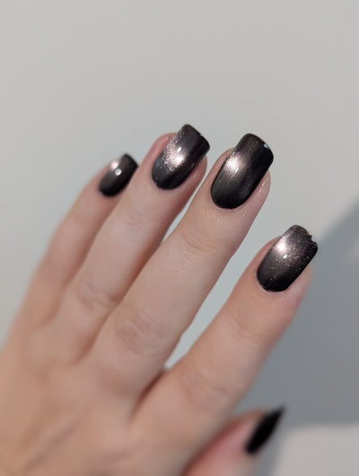 *PRE-ORDER* Bee's Knees Lacquer - Beautiful In My Darkness (Magnetic)