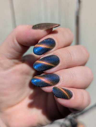 *PRE-ORDER* Bee's Knees Lacquer - Tether (Magnetic)