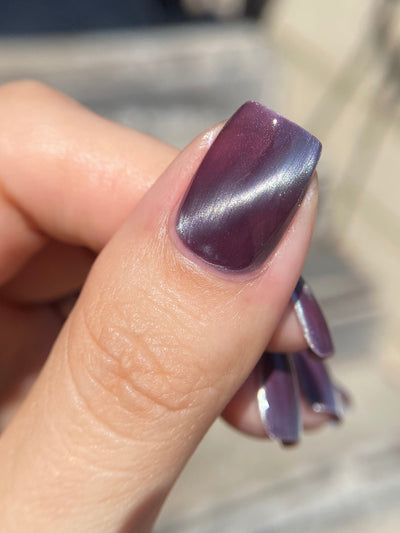 Bee's Knees Lacquer - Choo-Choo (Magnetic)