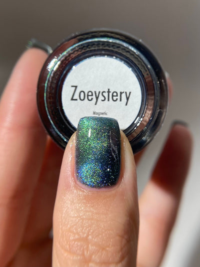 *PRE-ORDER* Bee's Knees Lacquer - Zoeystery (Magnetic)