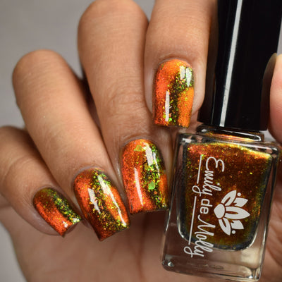 Emily de Molly - Green Flame (Magnetic)