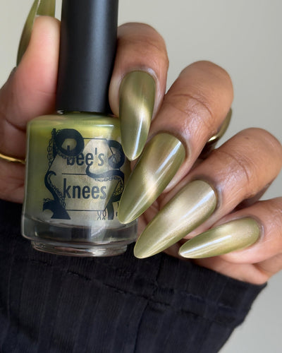 *PRE-ORDER* Bee's Knees Lacquer - Happy Tuesday (Magnetic)
