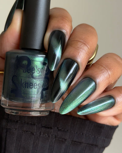 *PRE-ORDER* Bee's Knees Lacquer - Midnight Yoga and Seaweed (Magnetic)