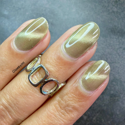 *PRE-ORDER* Bee's Knees Lacquer - New Moon, New Me (Magnetic)