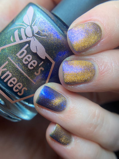 *PRE-ORDER* Bee's Knees Lacquer - It Doesn't Know Any Better, But You Do (Magnetic)