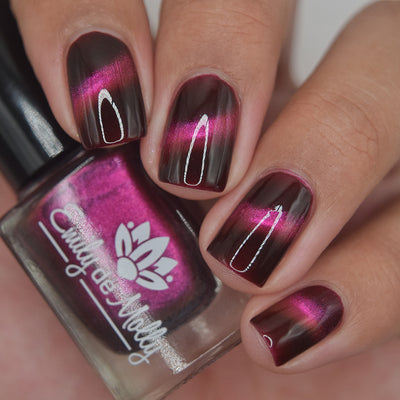 *PRE-ORDER* Emily de Molly - Dark Bloom (Magnetic)