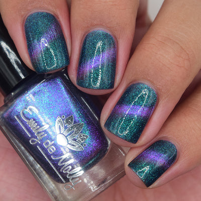 Emily de Molly - Idyllic Setting (Magnetic)