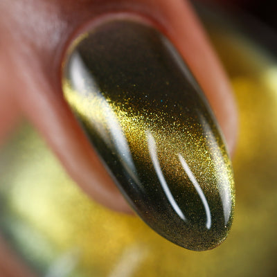 *PRE-ORDER* Bee's Knees Lacquer - That's Who We're Born to Be (Magnetic)