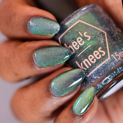 *PRE-ORDER* Bee's Knees Lacquer - Zoeystery (Magnetic)