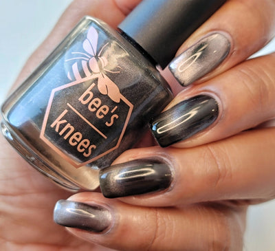 *PRE-ORDER* Bee's Knees Lacquer - Beautiful In My Darkness (Magnetic)