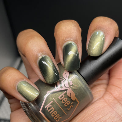 *PRE-ORDER* Bee's Knees Lacquer - Wayward Spirits (Magnetic Thermal)