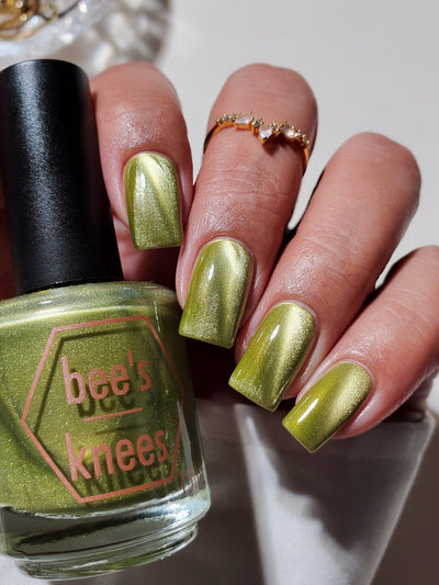 *PRE-ORDER* Bee's Knees Lacquer - Toil and Trouble (Magnetic)