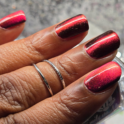 *PRE-ORDER* Emily de Molly - Dark Bloom (Magnetic)