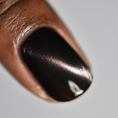 *PRE-ORDER* Bee's Knees Lacquer - Beautiful In My Darkness (Magnetic)