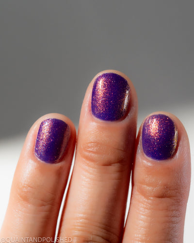 *PRE-ORDER* Bee's Knees Lacquer - The Great Unraveling