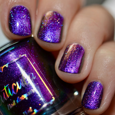 *PRE-ORDER* Cuticula Nail Lacquer - A Bit Chromatic