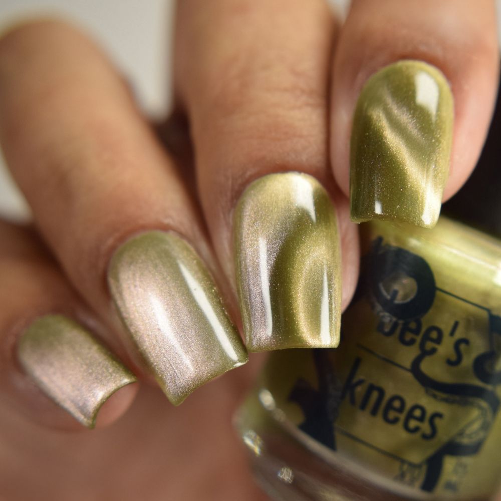 *PRE-ORDER* Bee's Knees Lacquer - Happy Tuesday (Magnetic)