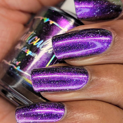 *PRE-ORDER* Cuticula Nail Lacquer - A Bit Chromatic