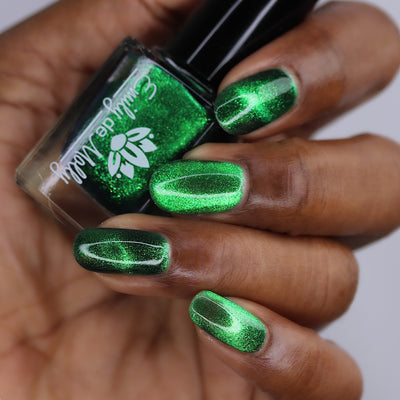 *PRE-ORDER* Emily de Molly - Live Wire (Magnetic)