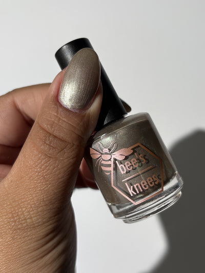 *PRE-ORDER* Bee's Knees Lacquer - Chilled to the Bone (Magnetic)