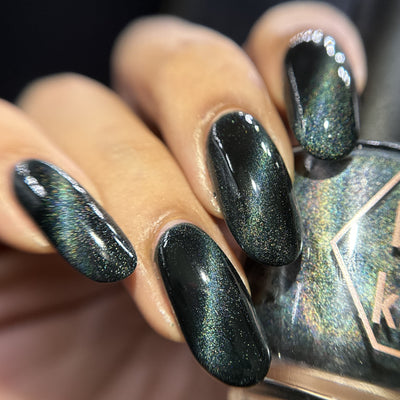 Bee's Knees Lacquer - Chosen of Bane (Magnetic)
