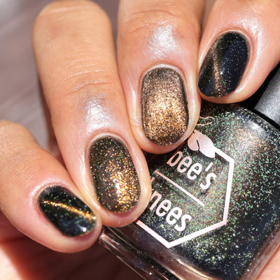 Bee's Knees Lacquer - Advanced Darkness (Magnetic)