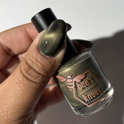 *PRE-ORDER* Bee's Knees Lacquer - Wayward Spirits (Magnetic Thermal)