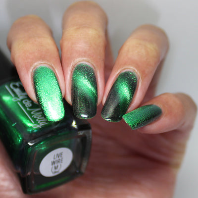 *PRE-ORDER* Emily de Molly - Live Wire (Magnetic)