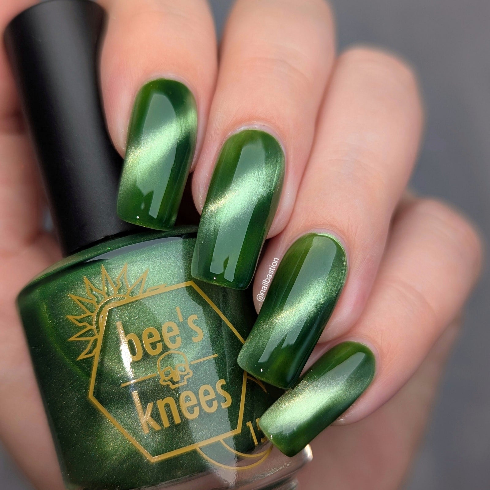 Bee's Knees Lacquer - It Happens (Magnetic)