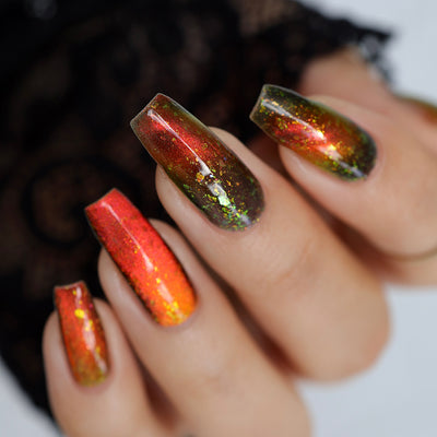 *PRE-ORDER* Emily de Molly - Green Flame (Magnetic)