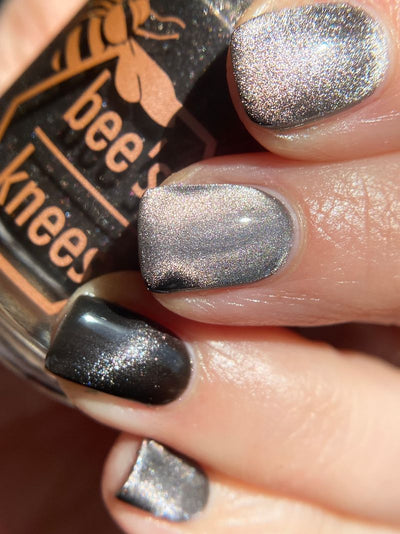 *PRE-ORDER* Bee's Knees Lacquer - Beautiful In My Darkness (Magnetic)