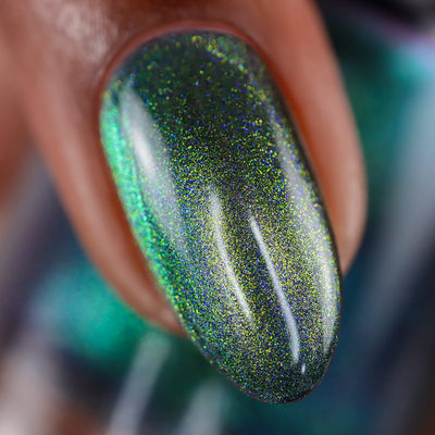 Bee's Knees Lacquer - Fake Dating (Magnetic)