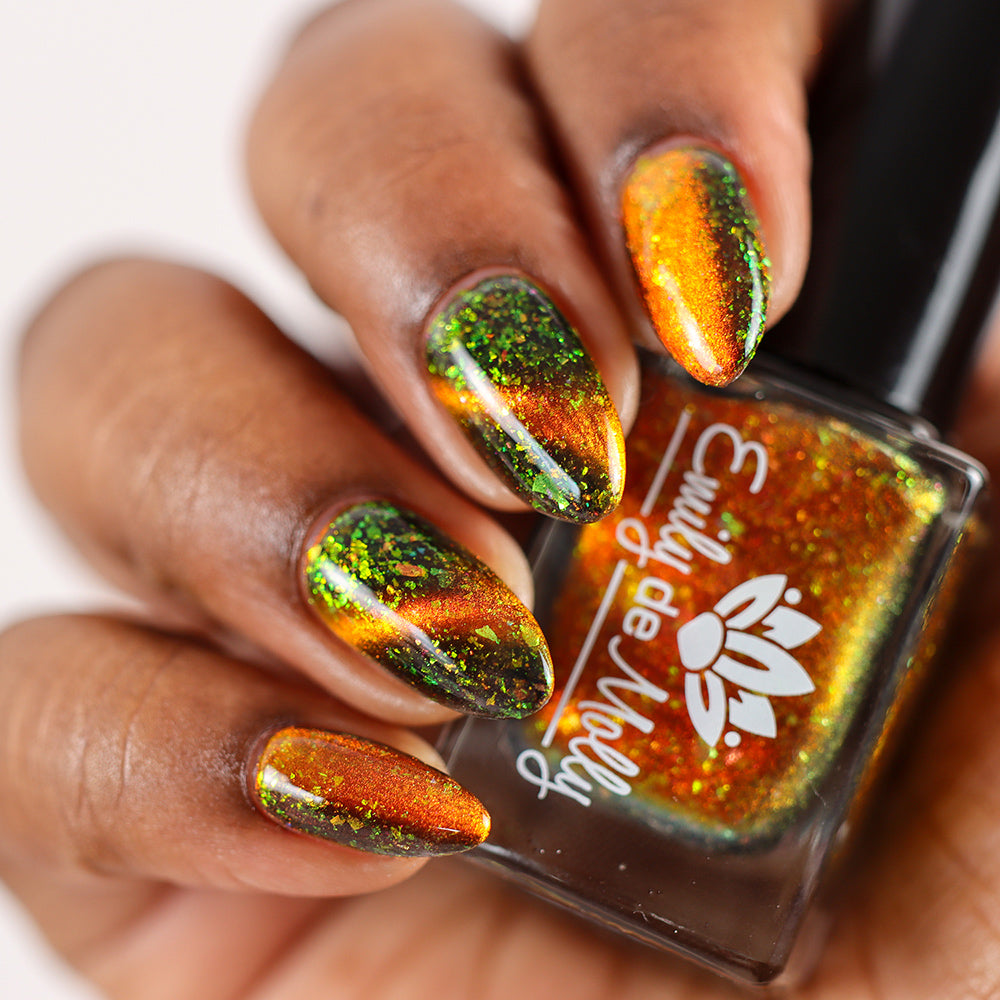 Emily de Molly - Green Flame (Magnetic)