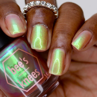 Bee's Knees Lacquer - Love Reading