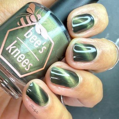 *PRE-ORDER* Bee's Knees Lacquer - Wayward Spirits (Magnetic Thermal)