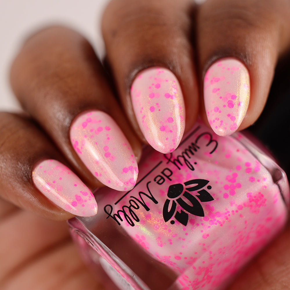 Emily de Molly - Room Of Ghosts