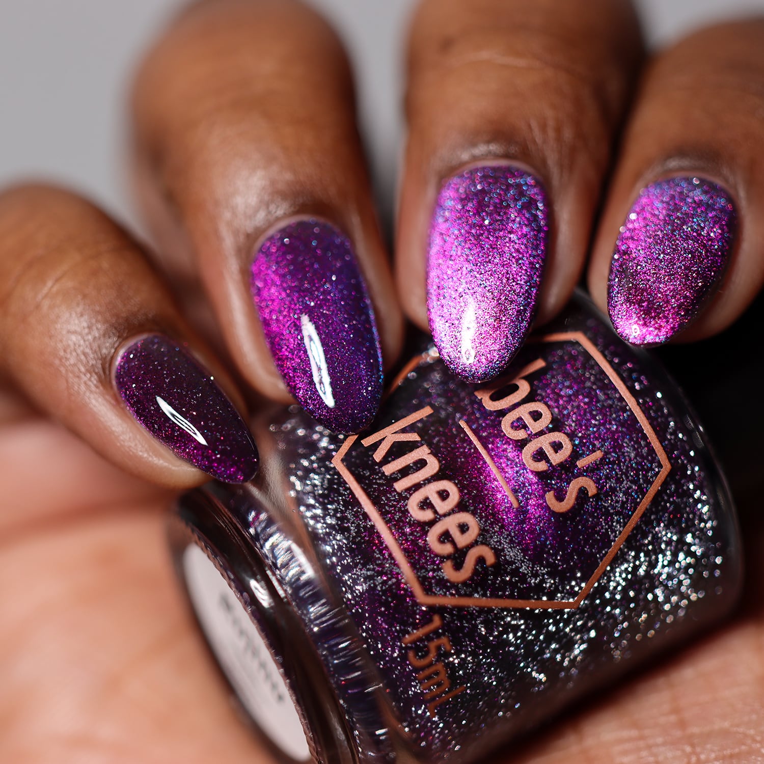 Bee's Knees Lacquer - Rujinu (Magnetic)